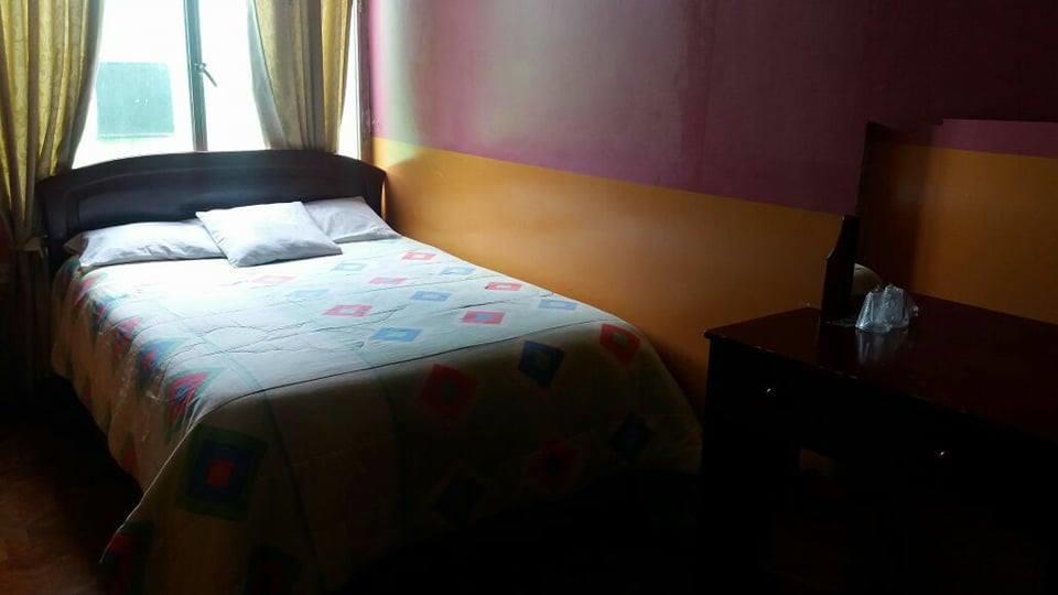 Hotel Real Madrid Riobamba Ngoại thất bức ảnh